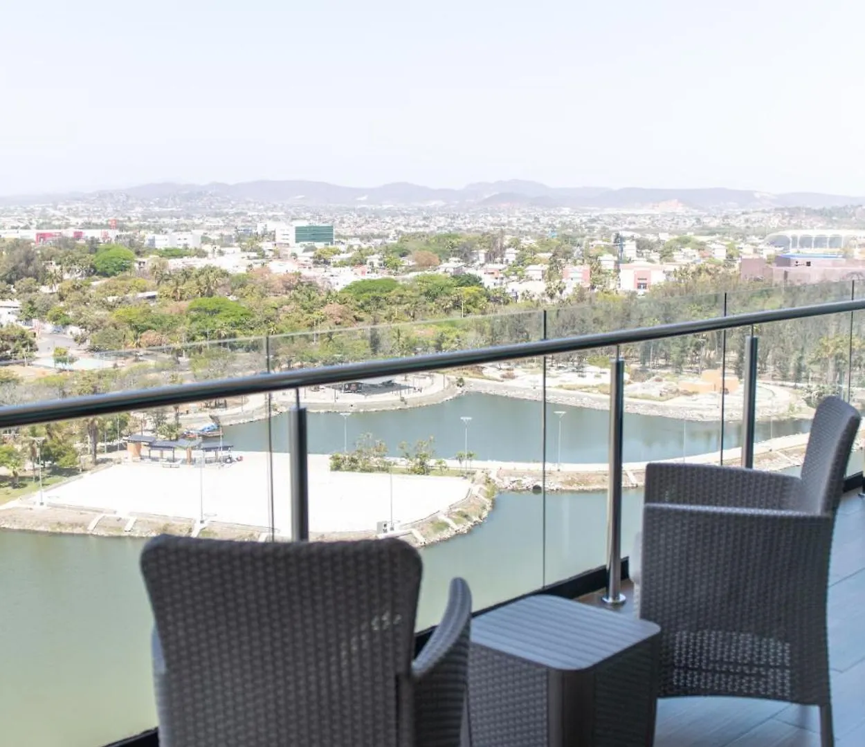 Cotorro. Beautiful condo lake view in mazatlán! Apartamento